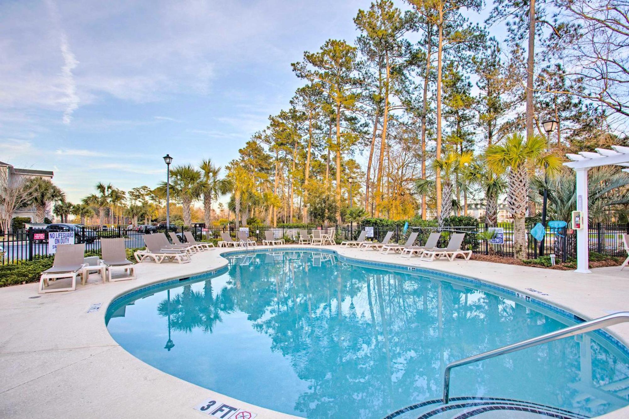 Myrtle Beach Golf Retreat With Balcony And Resort Pool Exterior foto